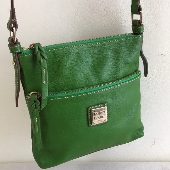 Dooney & Bourke Handbags - Dooney & Bourke cross body bag Kelly green Leather Letter Carrier EUC